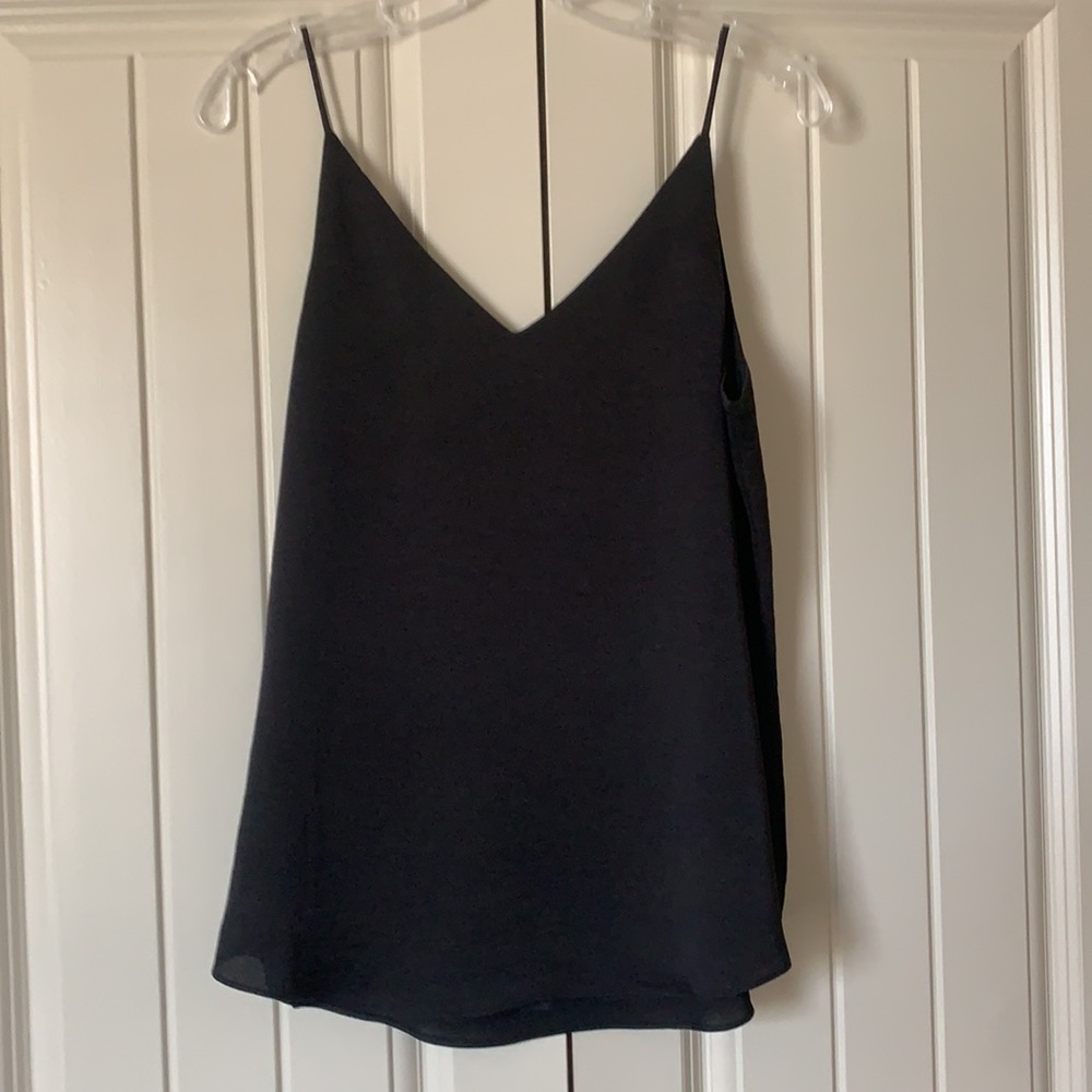 Express Tank Top - Picture 3 of 4
